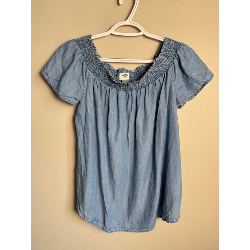 Old Navy Womens Light Wash Smocked Off The Shoulder Top M Boho Peasant Summer